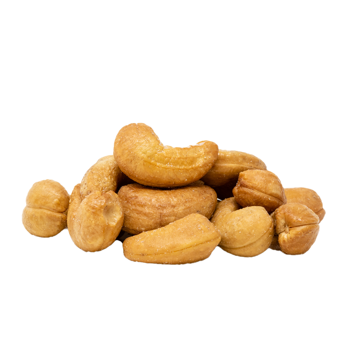 Roasted no salt cashew pile